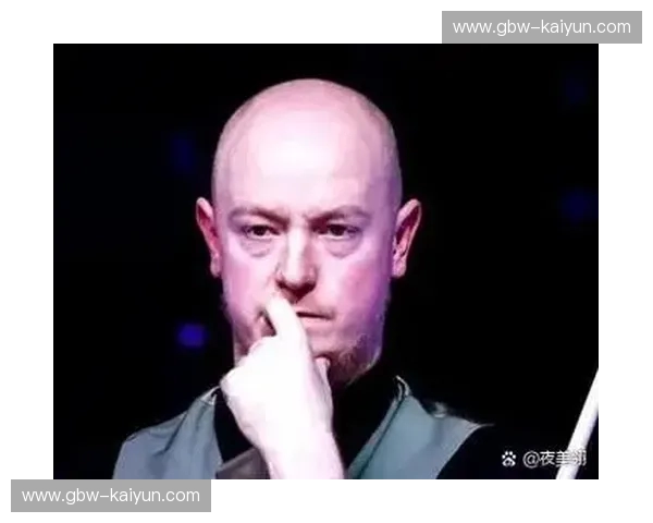 铁血防线对决东欧铁骑：北爱尔兰vs捷克，谁能在这场窒息的肉搏战中突围？